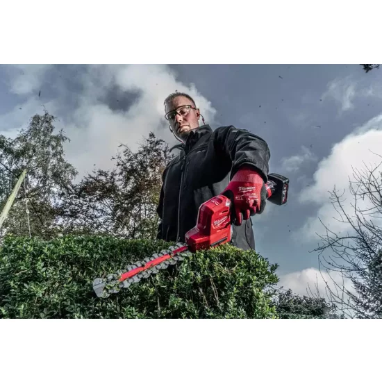 MILWAUKEE M12FHT20-402 Nożyce do żywopłotu 20 cm w zestawie 2x aku 4Ah i ładowarka