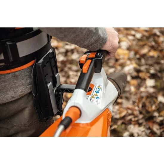 STIHL  Dmuchawa BGA 200, bez akumulatora i ładowarki Nr art. BA010115900